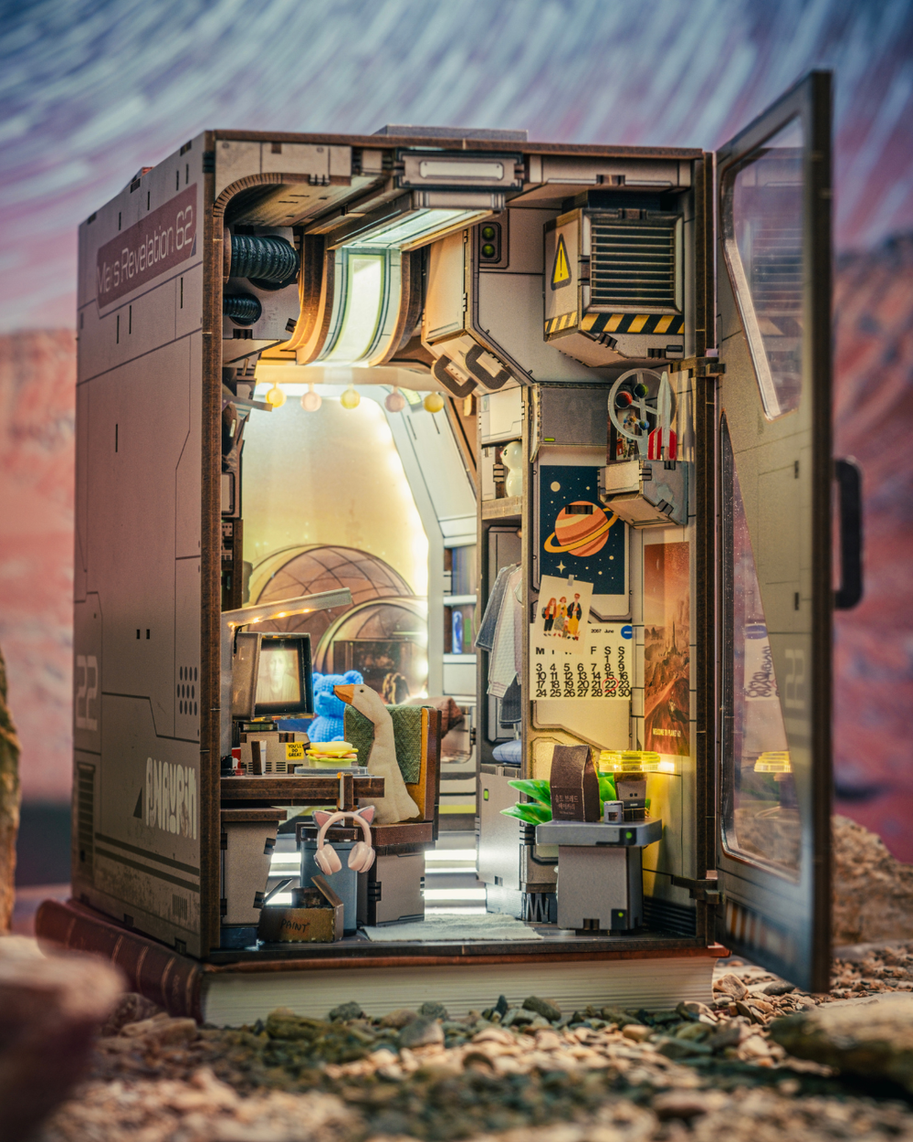 Mars Revelation 62 Book Nook
