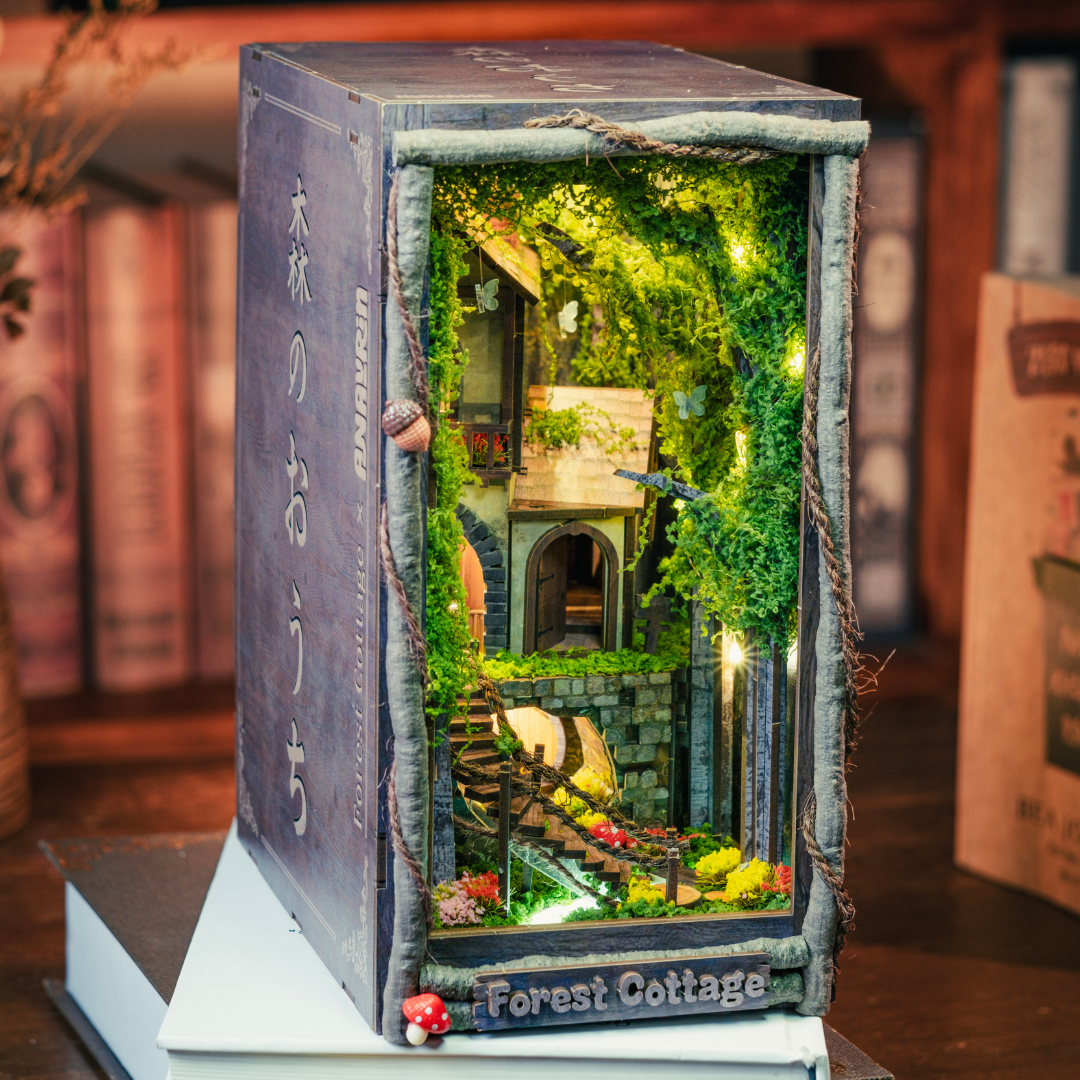 Forest Cottage Book Nook Kit