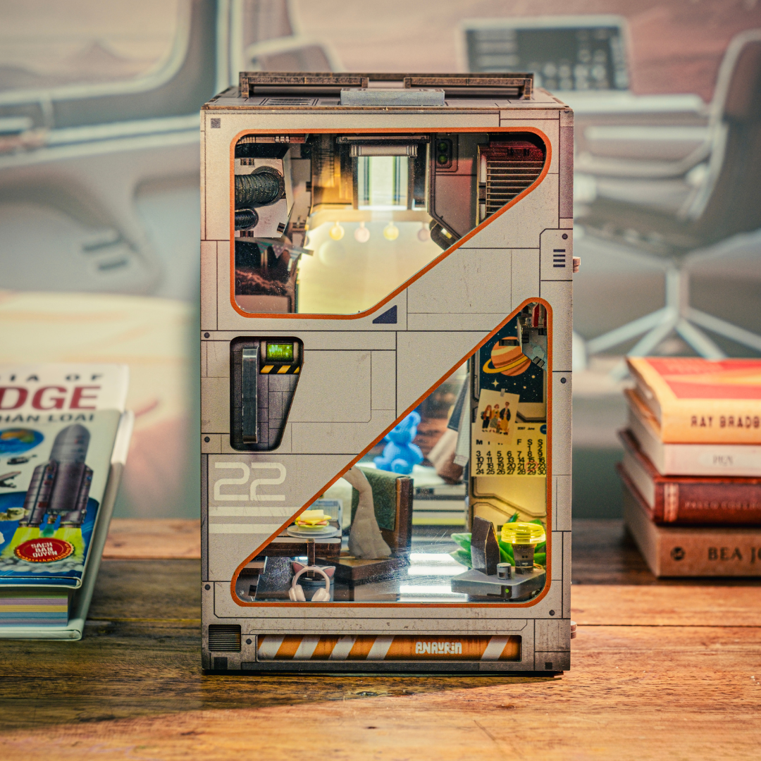Mars Revelation 62 Book Nook Kit alternate view