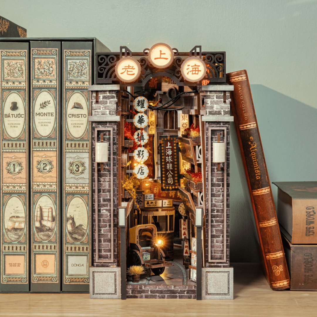 11_a1567d1f-18fb-4f17-b62a-647735d77d8b.png Old Shanghai Book Nook Kit - 图片 1